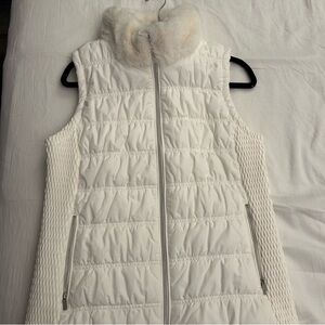 women’s Calvin Klein white Quilted Vest with fur
